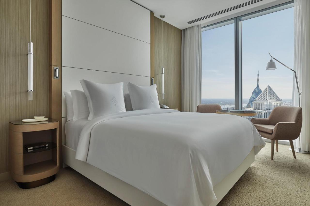 Four Seasons Hotel Philadelphia At Comcast Center מראה חיצוני תמונה